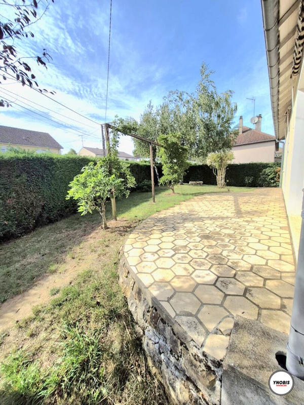 Maison - 121 m² - 6 pièces