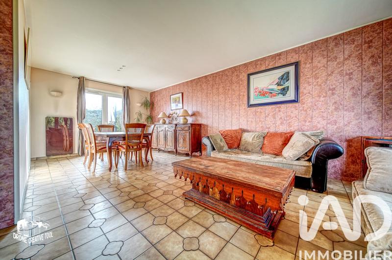 Maison - 96 m² - 5 pièces