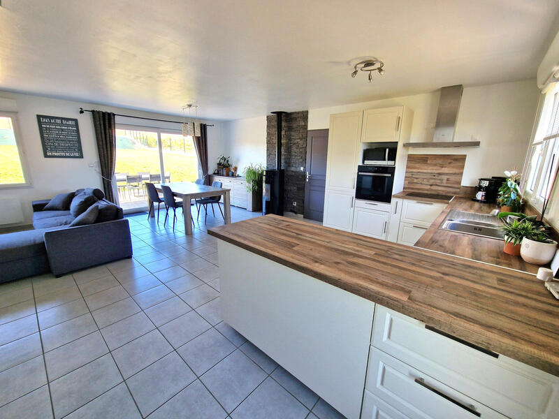 Maison - 125 m² - 6 pièces