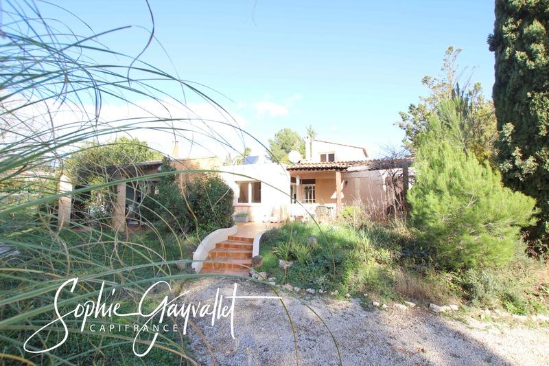 Maison - 180 m² - 6 pièces