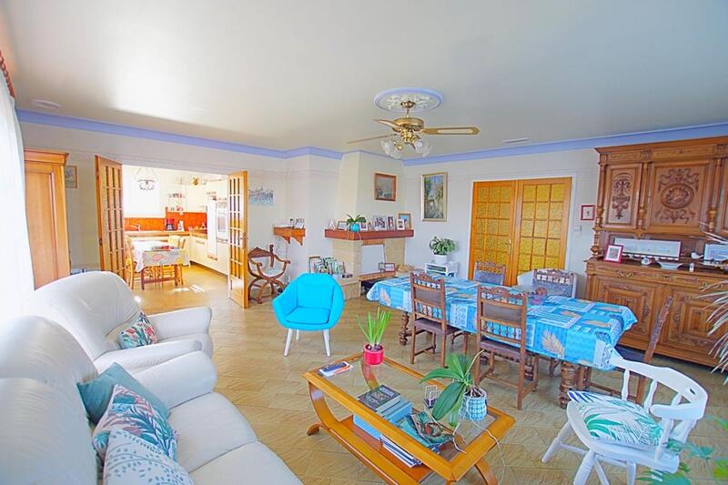 Maison - 133 m² - 6 pièces