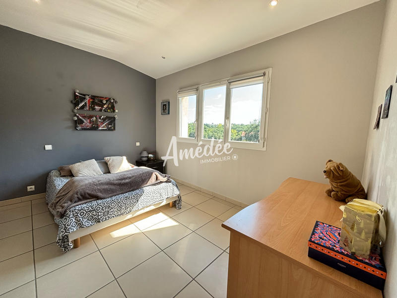 Villa - 166 m² - 5 pièces