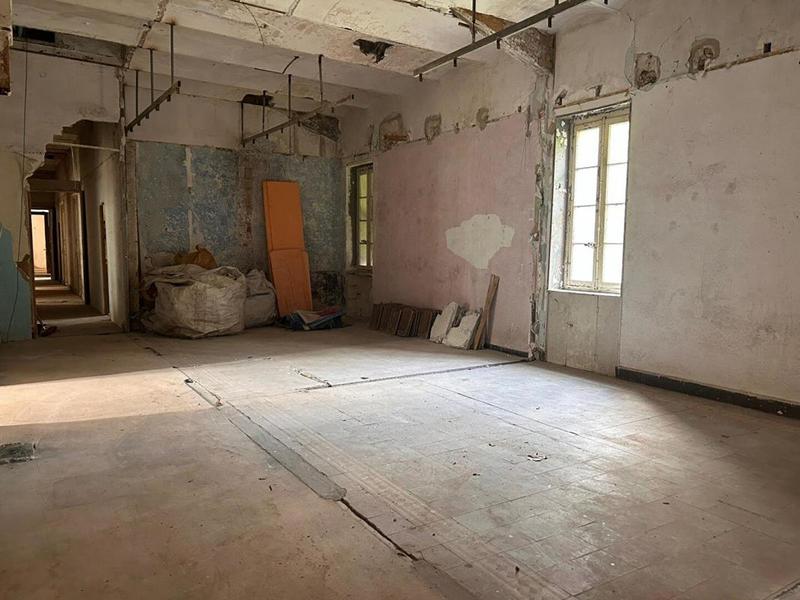 Immeuble - 1 500 m² - 30 pièces