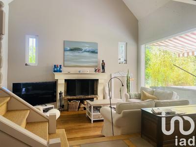 Maison - 270 m² - 8 pièces