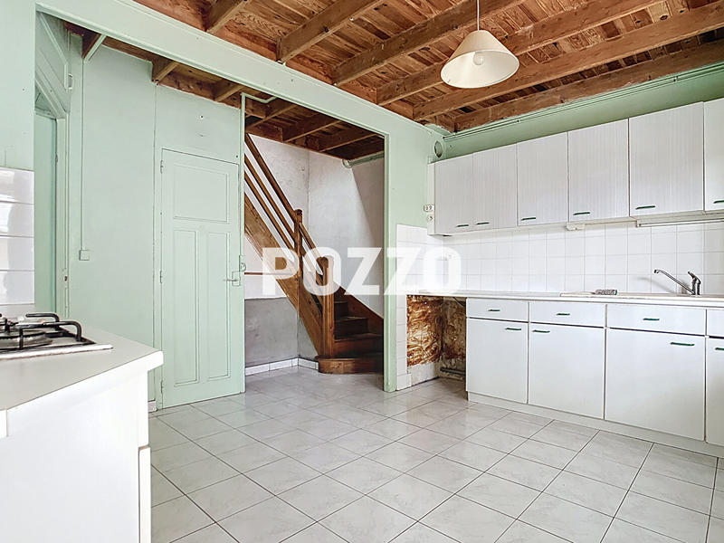 Maison - 80 m² - 5 pièces