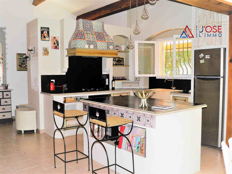 Maison - 115 m² - 4 pièces