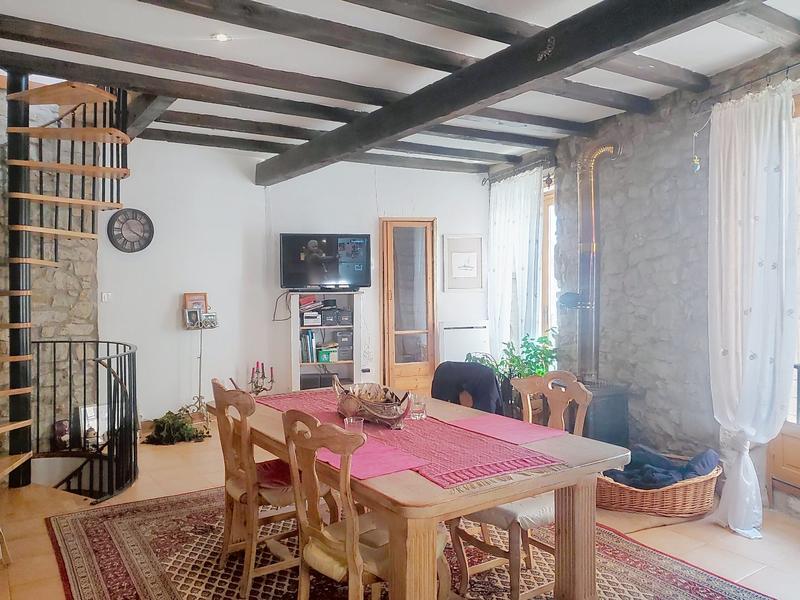 Maison de ville - 64 m² - 4 pièces