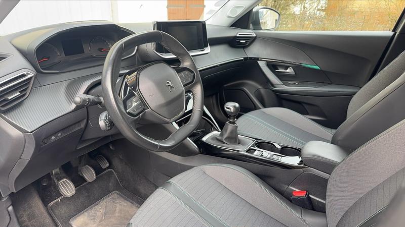 Peugeot 2008 II 1.2 Puretech 130 Allure