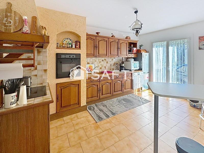 Maison - 137 m² - 7 pièces