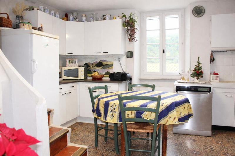 Maison - 180 m² - 9 pièces