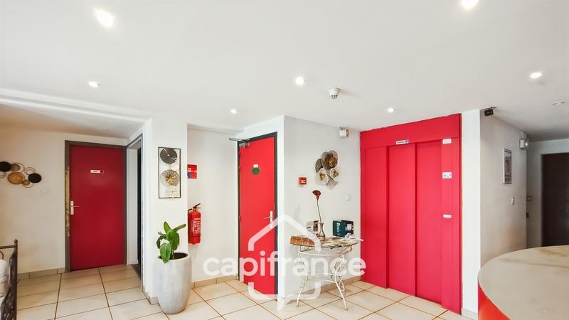 Fonds de commerce - 1 247 m²