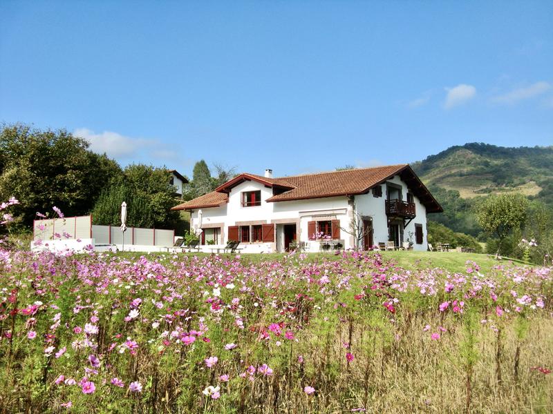 Villa - 377 m² - 11 pièces