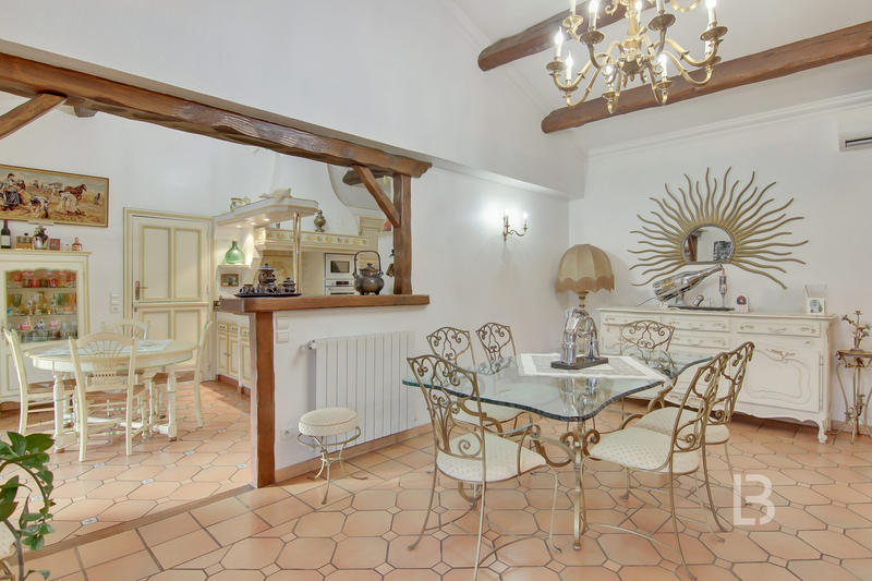 Maison - 135 m² - 4 pièces