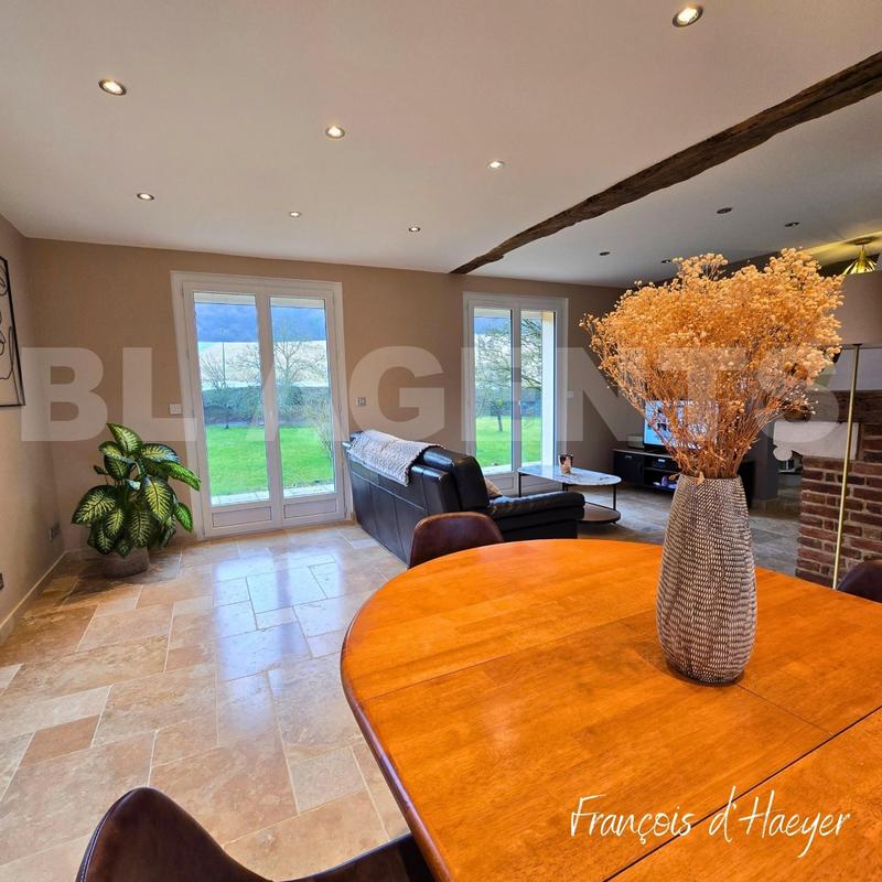 Maison traditionnelle - 110 m² - 6 pièces