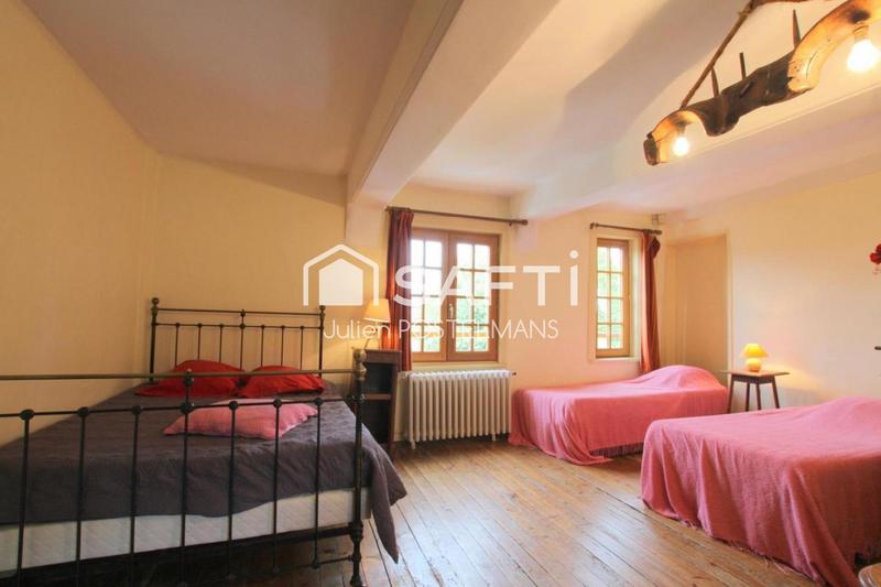 Maison - 201 m² - 8 pièces