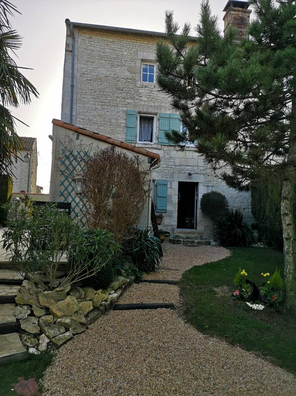 Maison - 160 m² - 7 pièces