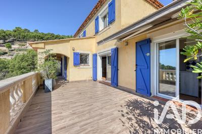 Maison - 156 m² - 5 pièces