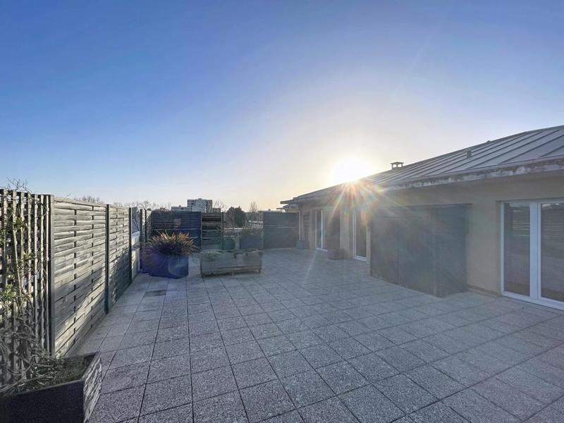 Appartement - 81 m² - 4 pièces