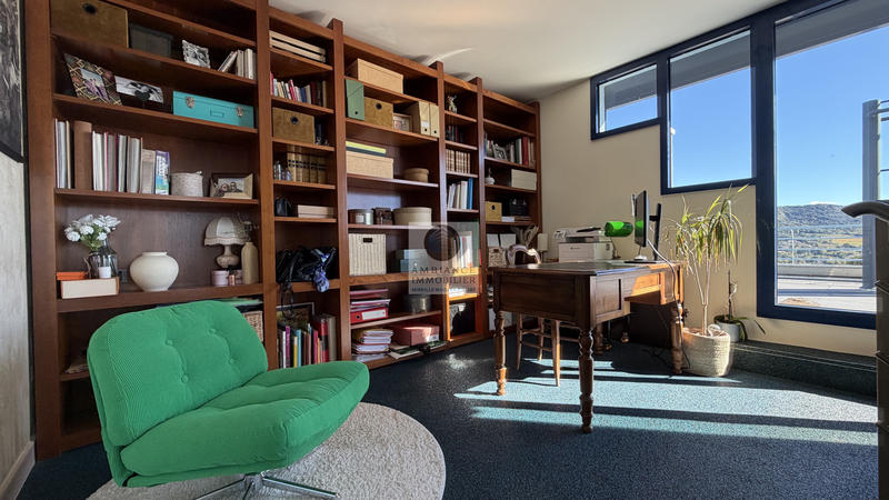 Maison - 258 m² - 7 pièces