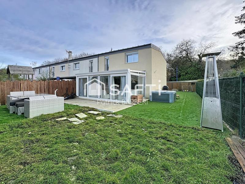 Maison - 105 m² - 6 pièces