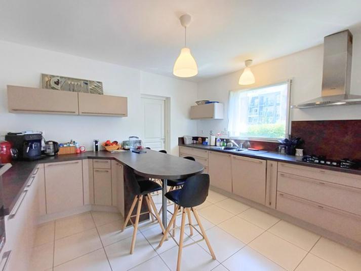 Maison - 150 m² - 7 pièces