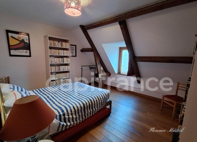 Maison - 177 m² - 6 pièces