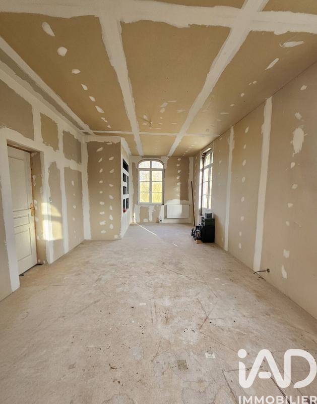 Maison - 265 m² - 8 pièces