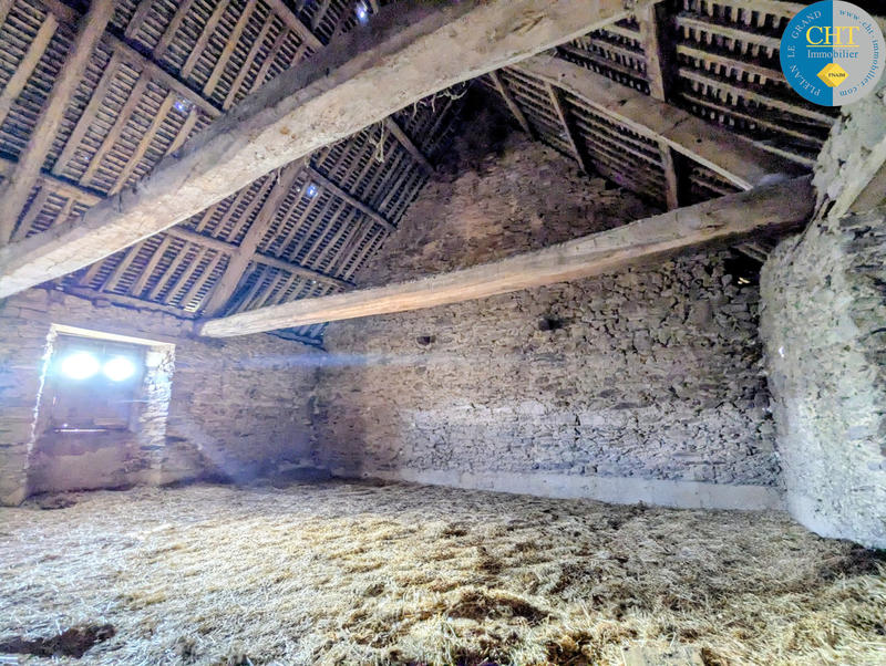 Maison - 270 m² - 6 pièces