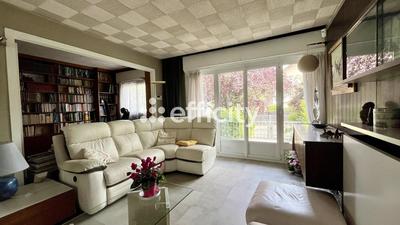 Maison - 143 m² - 5 pièces