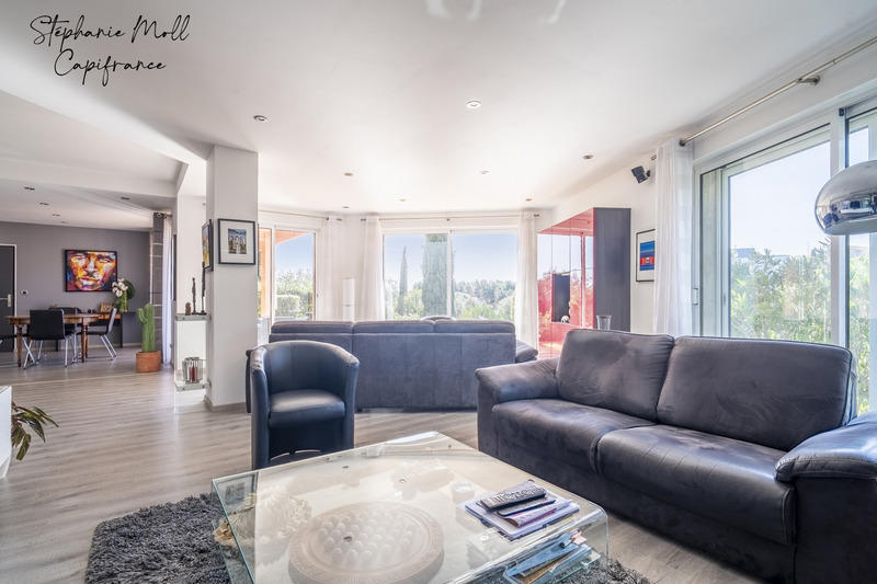 Villa - 232 m² - 7 pièces