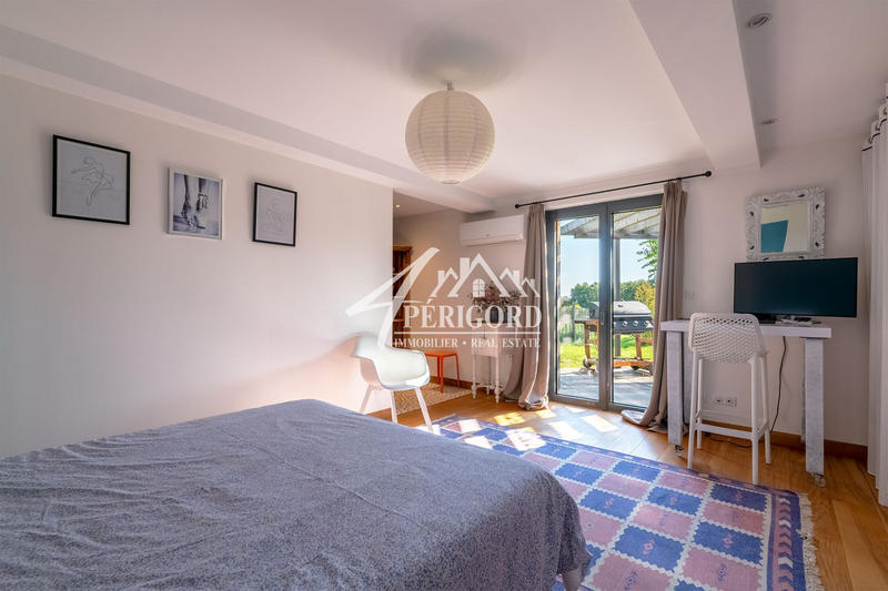 Maison contemporaine - 160 m² - 6 pièces