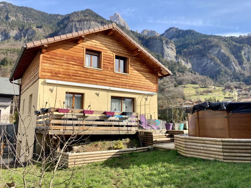 Châlet - 130 m² - 5 pièces