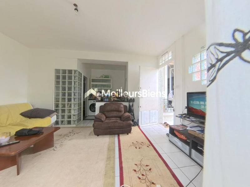 Appartement - 34 m² - 2 pièces