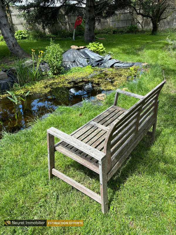 Maison - 214 m² - 6 pièces