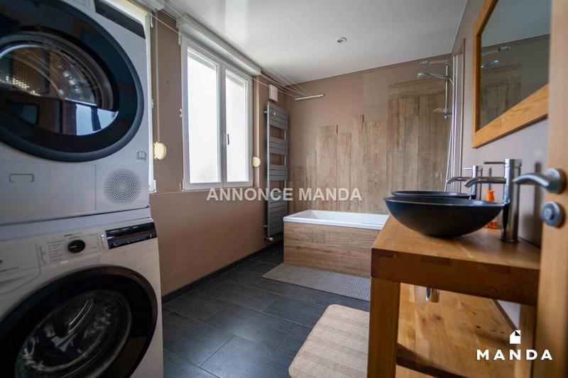 Chambre - 10 m² - 6 pièces