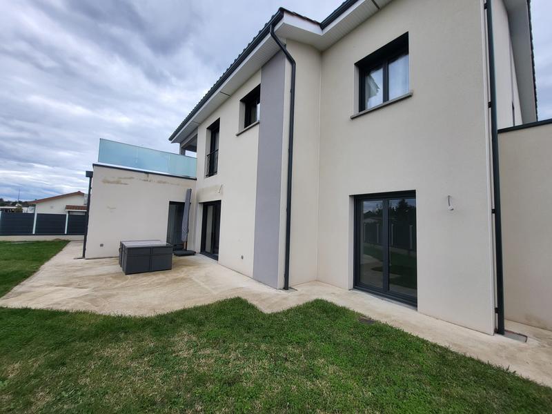 Appartement - 130 m² - 5 pièces