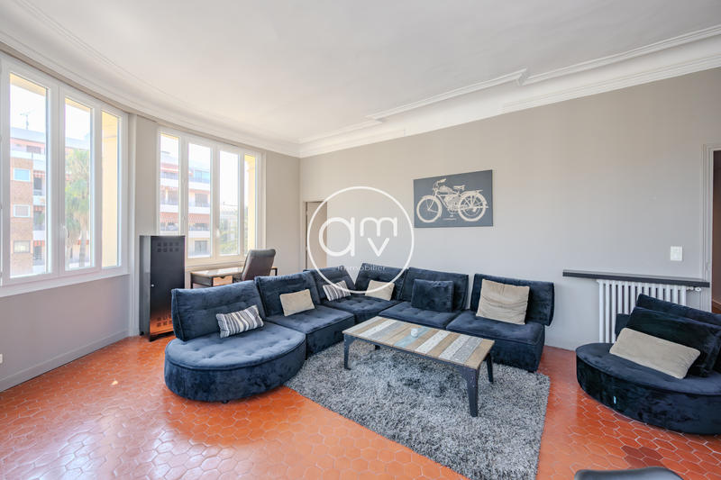 Appartement - 81 m² - 3 pièces