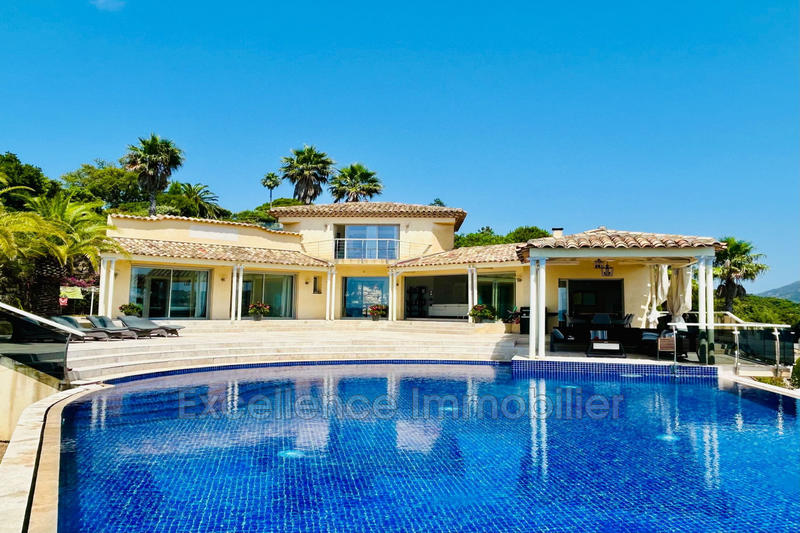 Propriété - 200 m² - 6 pièces