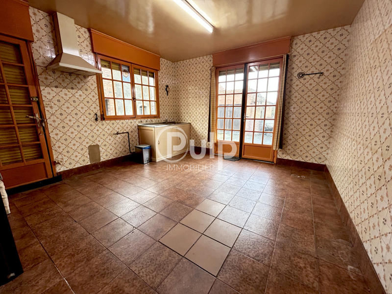 Maison - 100 m² - 6 pièces