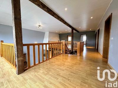 Maison - 237 m² - 7 pièces