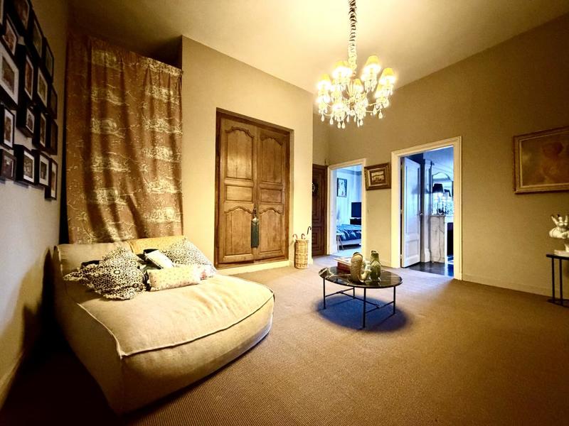 Appartement - 154 m² - 4 pièces