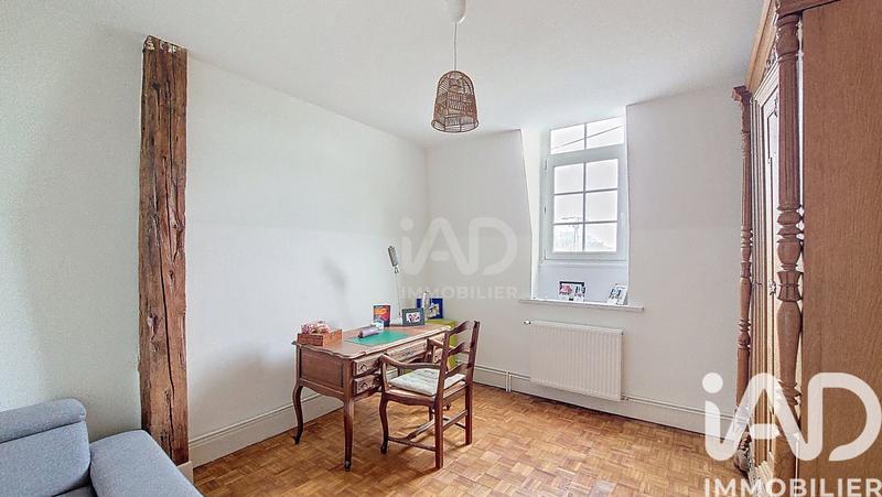 Maison - 232 m² - 7 pièces