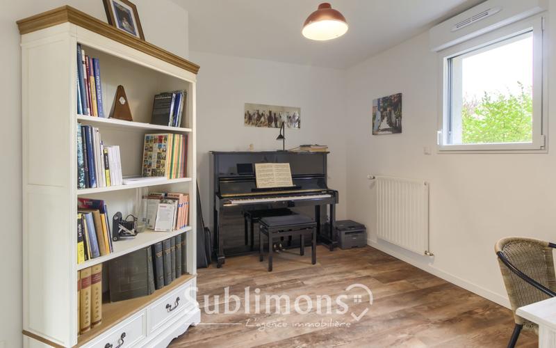 Maison contemporaine - 111 m² - 5 pièces