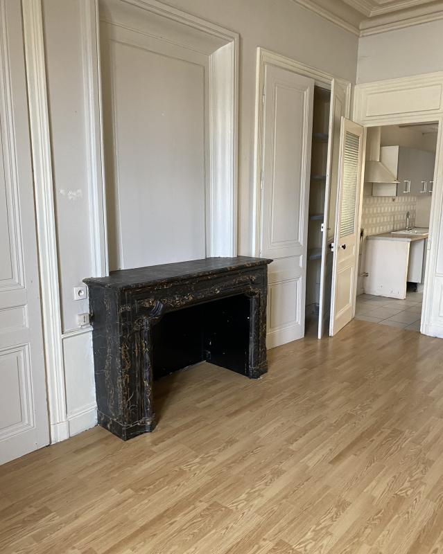 Appartement - 85 m² - 3 pièces