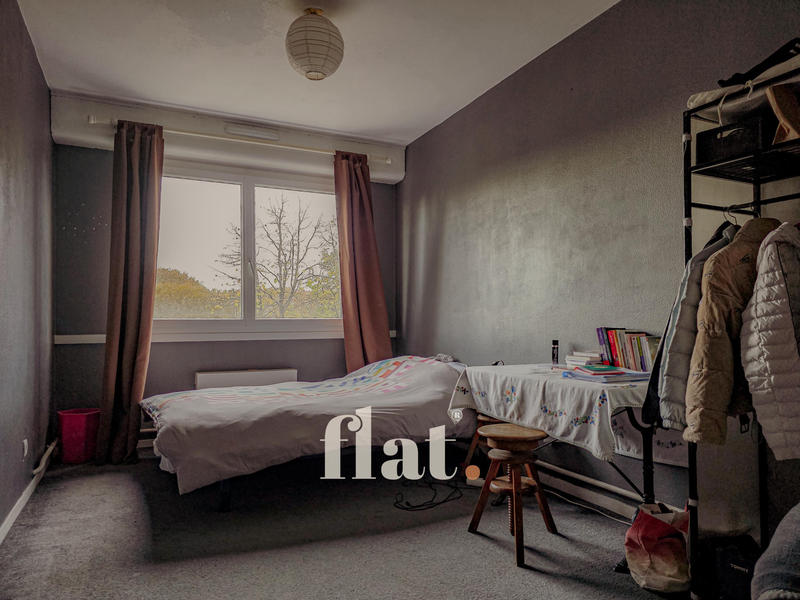 Appartement - 82 m² - 4 pièces