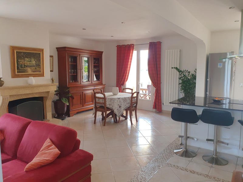 Maison - 95 m² - 4 pièces