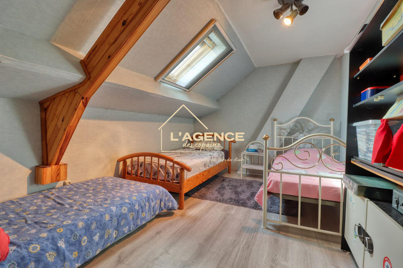 Maison - 101 m² - 5 pièces