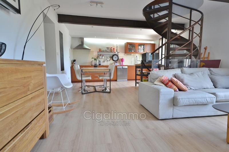 Maison en pierre - 98 m² - 4 pièces