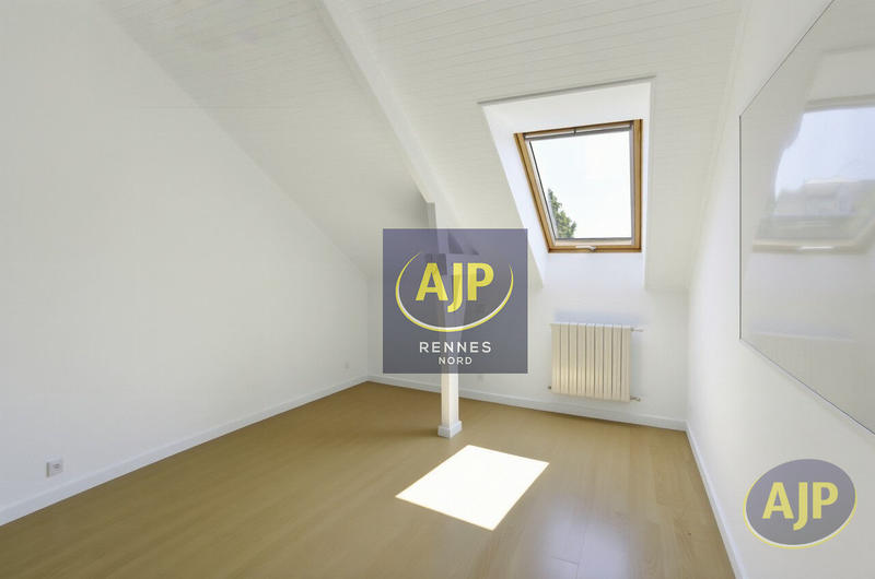 Maison - 220 m² - 10 pièces