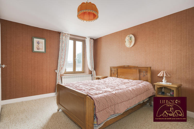 Maison - 185 m² - 8 pièces